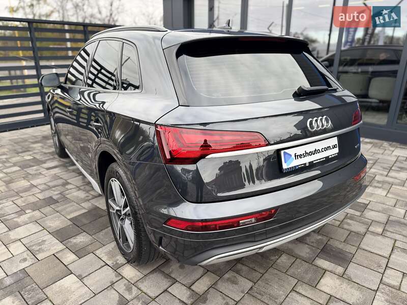 Внедорожник / Кроссовер Audi Q5 2021 в Ровно