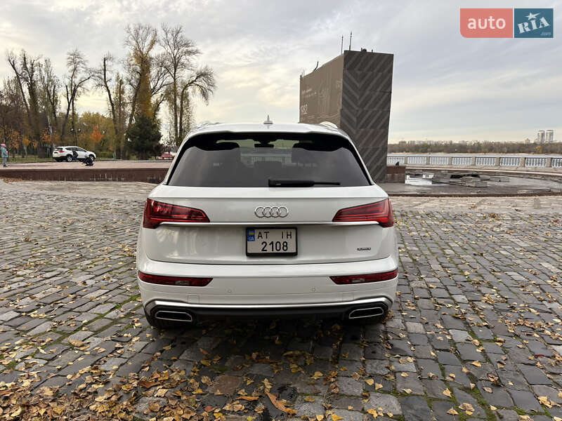 Позашляховик / Кросовер Audi Q5 2023 в Києві