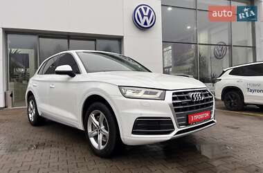 Внедорожник / Кроссовер Audi Q5 2017 в Житомире
