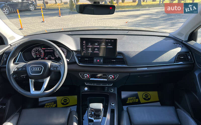 Позашляховик / Кросовер Audi Q5 2022 в Львові