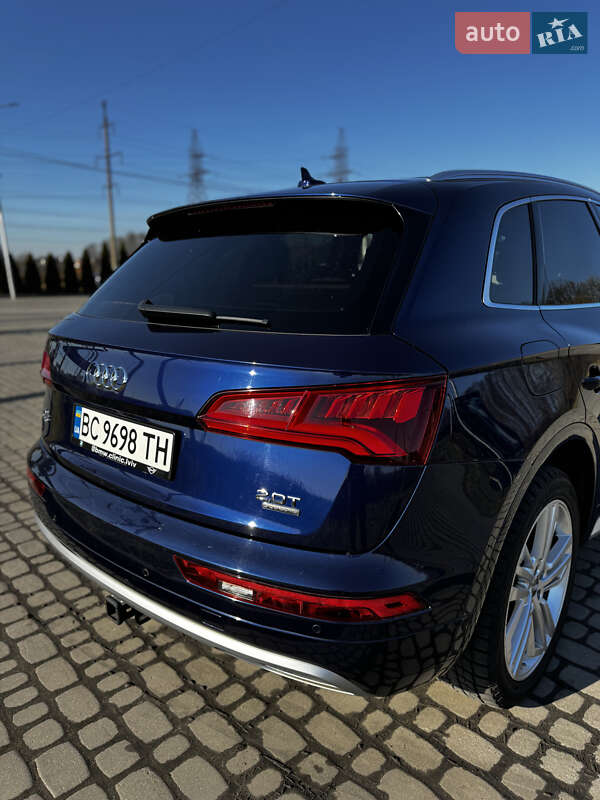 Позашляховик / Кросовер Audi Q5 2017 в Львові