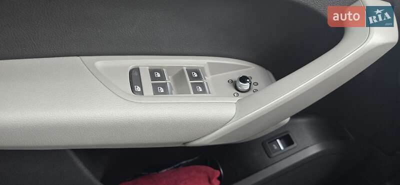 Позашляховик / Кросовер Audi Q5 2018 в Дніпрі фото 9 Позашляховик / Кросовер Audi Q5 2018 в Дніпрі