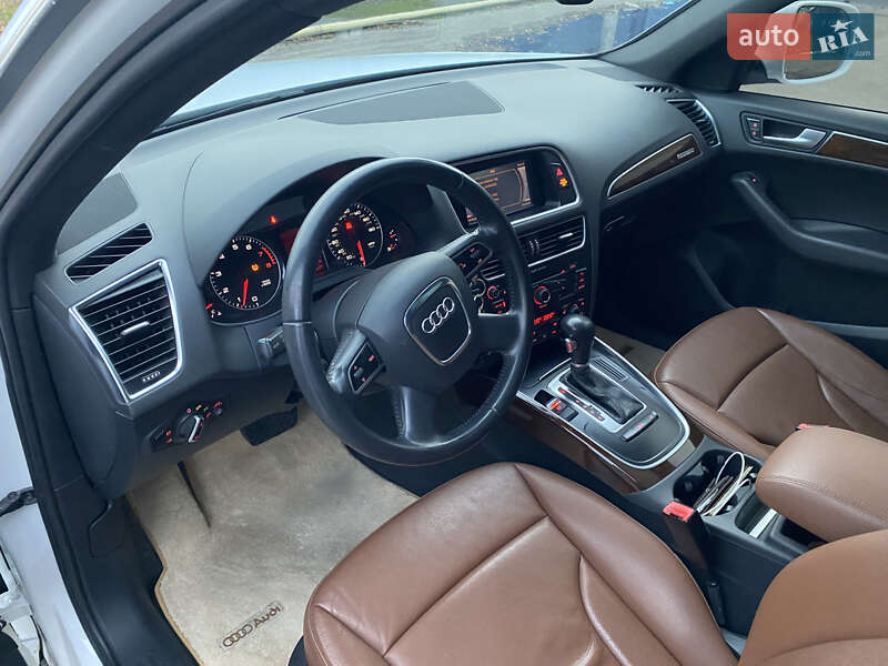 Позашляховик / Кросовер Audi Q5 2012 в Білій Церкві фото 10 Позашляховик / Кросовер Audi Q5 2012 в Білій Церкві