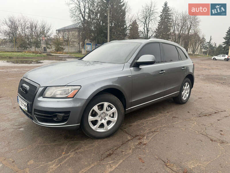 Внедорожник / Кроссовер Audi Q5 2011 в Золочеве