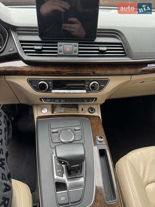 Позашляховик / Кросовер Audi Q5 2017 в Тернополі фото 3 Позашляховик / Кросовер Audi Q5 2017 в Тернополі