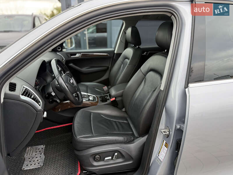 Позашляховик / Кросовер Audi Q5 2015 в Рівному