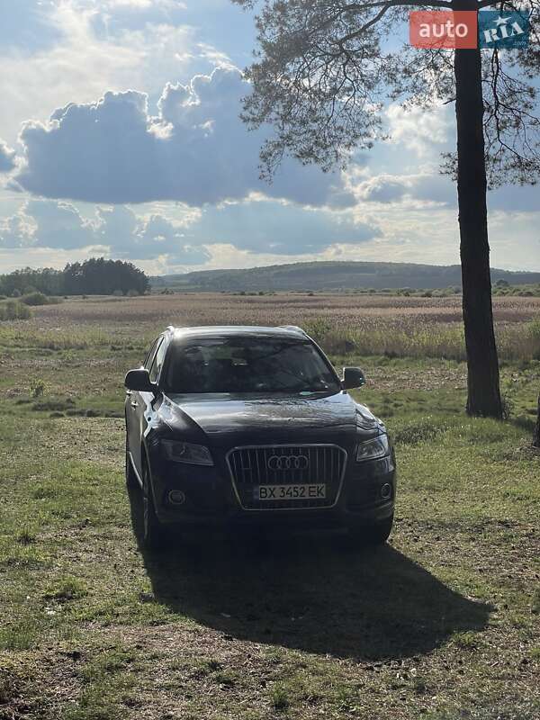 Внедорожник / Кроссовер Audi Q5 2014 в Остроге