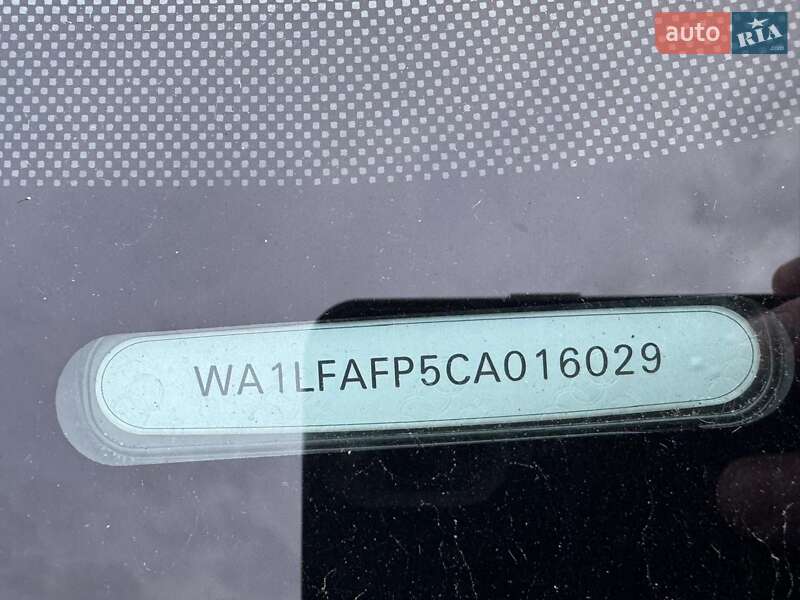 Позашляховик / Кросовер Audi Q5 2011 в Луцьку