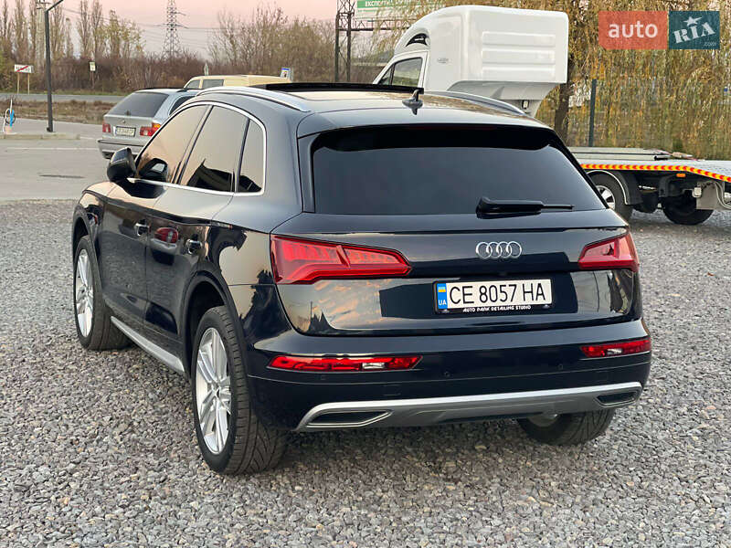 Позашляховик / Кросовер Audi Q5 2017 в Чернівцях