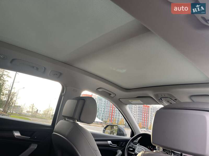 Внедорожник / Кроссовер Audi Q5 2017 в Киеве