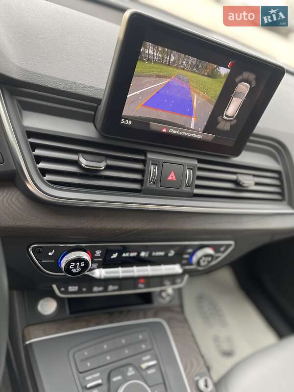 Внедорожник / Кроссовер Audi Q5 2017 в Киеве