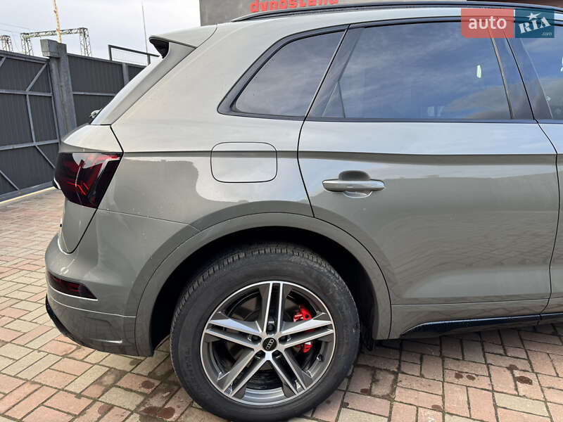 Внедорожник / Кроссовер Audi Q5 2023 в Ивано-Франковске