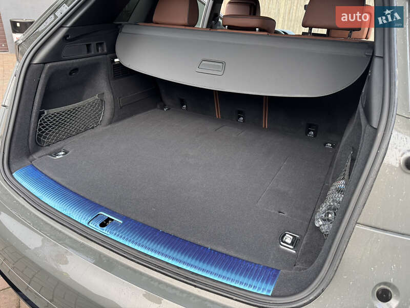 Внедорожник / Кроссовер Audi Q5 2023 в Ивано-Франковске