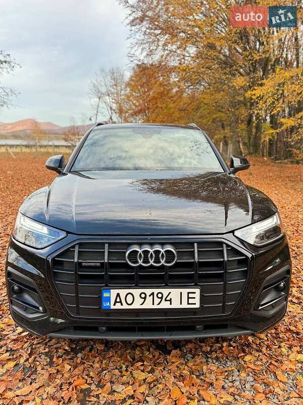 Внедорожник / Кроссовер Audi Q5 2022 в Хусте