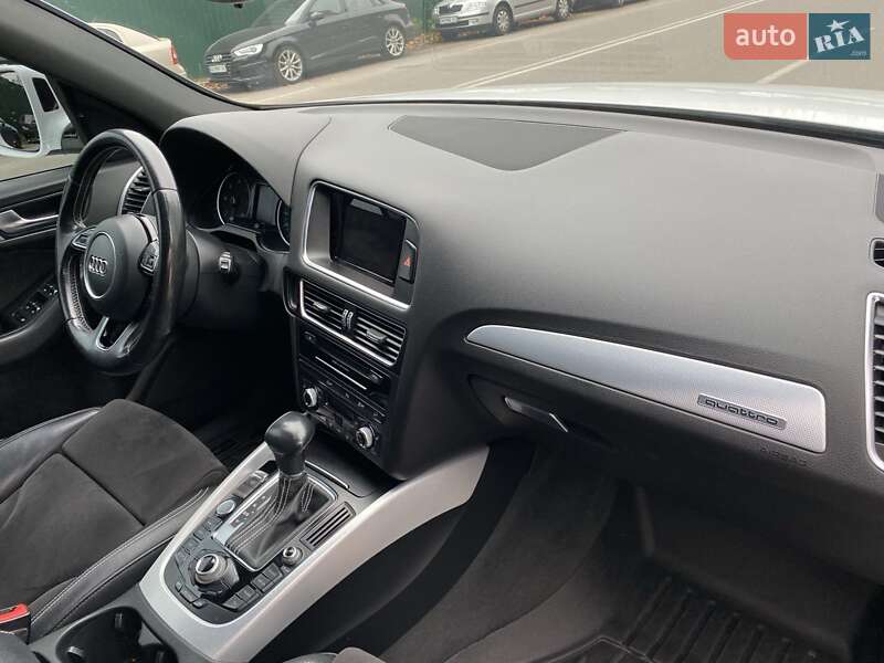 Позашляховик / Кросовер Audi Q5 2015 в Києві фото 20 Позашляховик / Кросовер Audi Q5 2015 в Києві