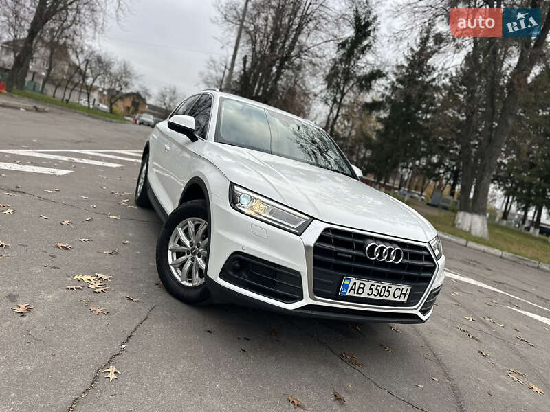 Позашляховик / Кросовер Audi Q5 2018 в Вінниці