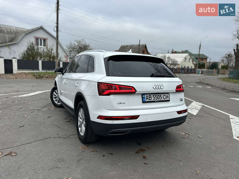 Позашляховик / Кросовер Audi Q5 2018 в Вінниці