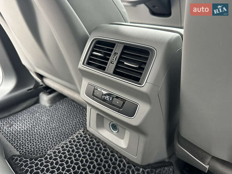 Позашляховик / Кросовер Audi Q5 2018 в Вінниці