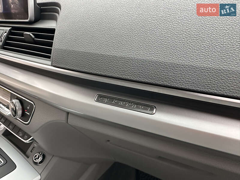 Позашляховик / Кросовер Audi Q5 2018 в Вінниці