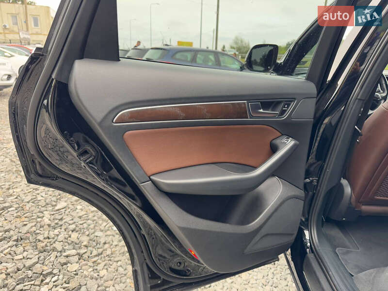 Внедорожник / Кроссовер Audi Q5 2015 в Стрые