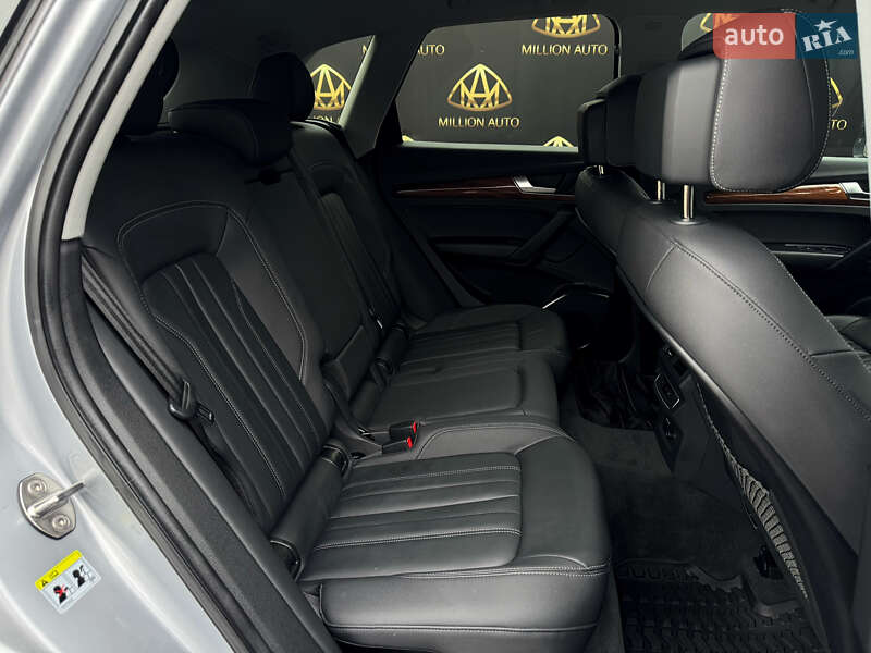 Позашляховик / Кросовер Audi Q5 2022 в Києві