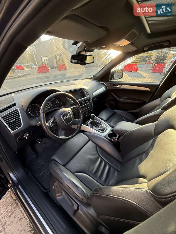 Внедорожник / Кроссовер Audi Q5 2010 в Львове фото 6 Внедорожник / Кроссовер Audi Q5 2010 в Львове
