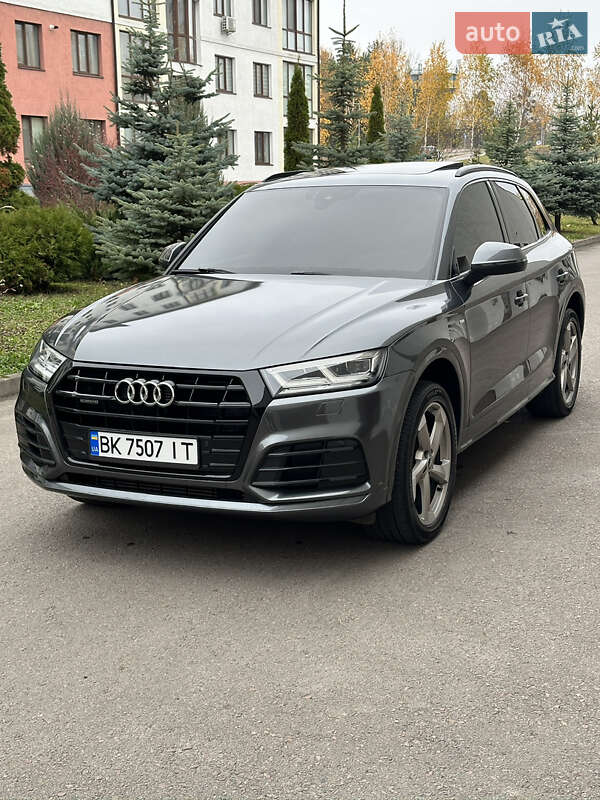 Внедорожник / Кроссовер Audi Q5 2020 в Киеве фото 10 Внедорожник / Кроссовер Audi Q5 2020 в Киеве