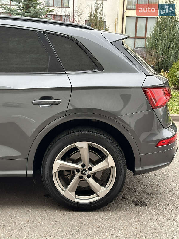 Внедорожник / Кроссовер Audi Q5 2020 в Киеве фото 14 Внедорожник / Кроссовер Audi Q5 2020 в Киеве
