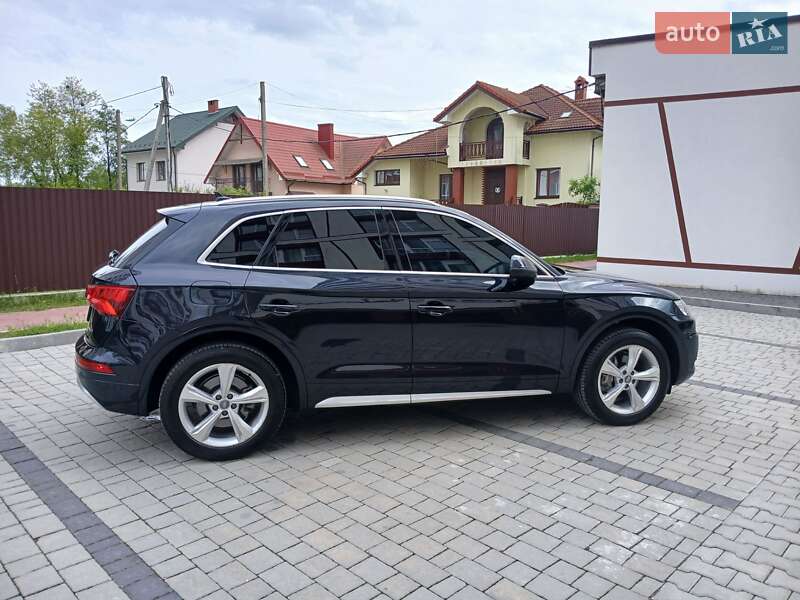 Внедорожник / Кроссовер Audi Q5 2019 в Ивано-Франковске