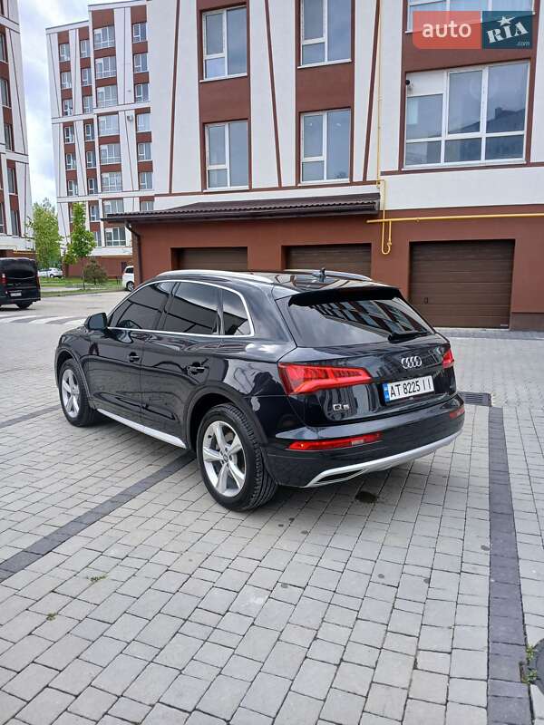 Внедорожник / Кроссовер Audi Q5 2019 в Ивано-Франковске