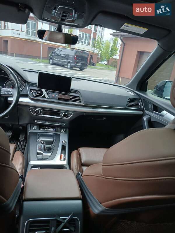 Внедорожник / Кроссовер Audi Q5 2019 в Ивано-Франковске