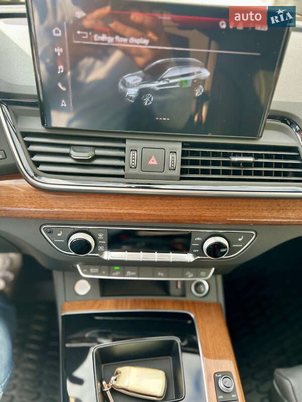 Позашляховик / Кросовер Audi Q5 2024 в Івано-Франківську фото 24 Позашляховик / Кросовер Audi Q5 2024 в Івано-Франківську