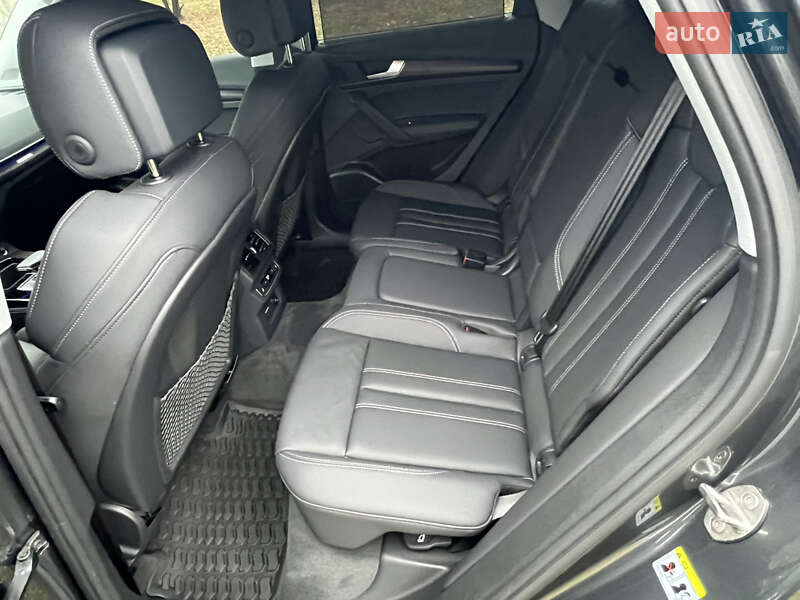 Внедорожник / Кроссовер Audi Q5 2023 в Ивано-Франковске