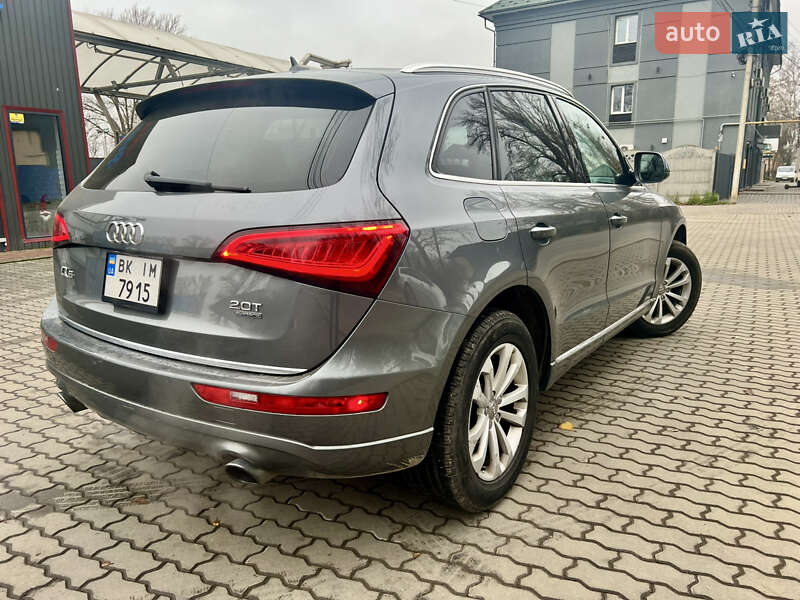 Позашляховик / Кросовер Audi Q5 2016 в Чернівцях