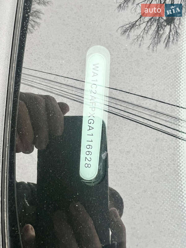 Позашляховик / Кросовер Audi Q5 2016 в Чернівцях