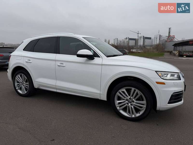 Позашляховик / Кросовер Audi Q5 2018 в Кривому Розі