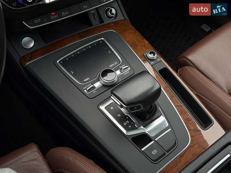 Позашляховик / Кросовер Audi Q5 2018 в Кривому Розі