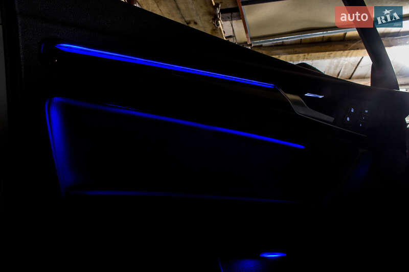 Внедорожник / Кроссовер Audi Q5 2020 в Нововолынске