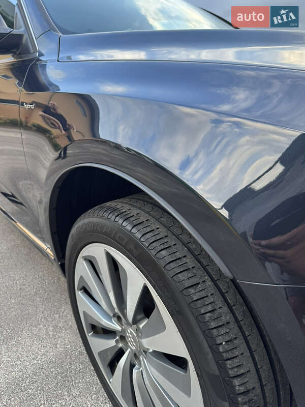 Позашляховик / Кросовер Audi Q5 2013 в Володимирі