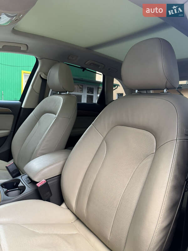 Позашляховик / Кросовер Audi Q5 2013 в Володимирі