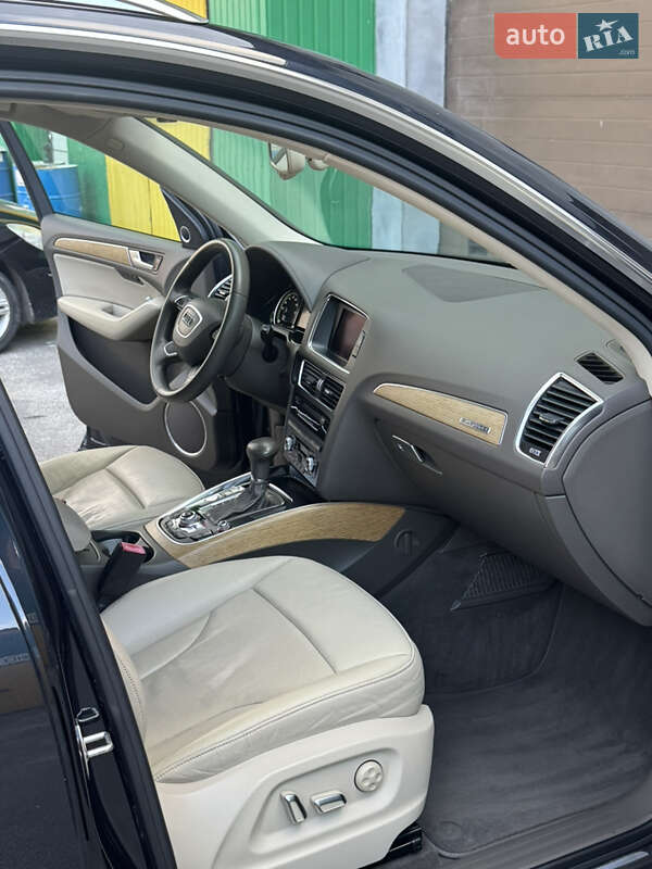 Позашляховик / Кросовер Audi Q5 2013 в Володимирі