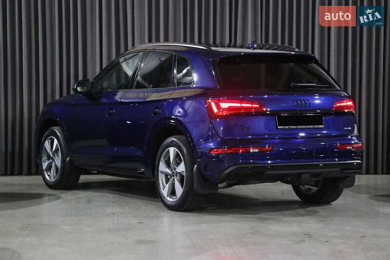 Позашляховик / Кросовер Audi Q5 2024 в Києві