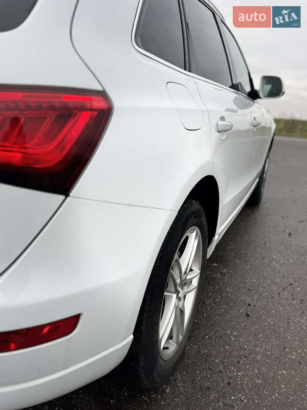 Внедорожник / Кроссовер Audi Q5 2015 в Львове