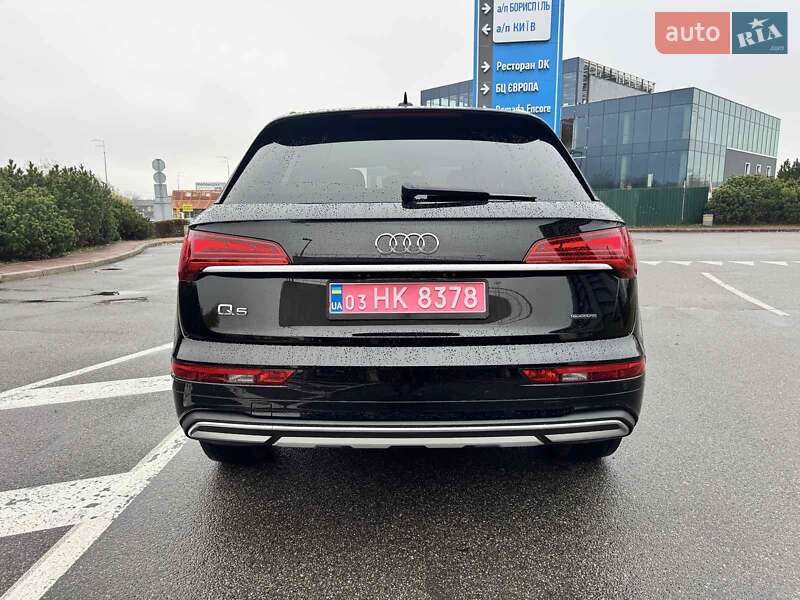 Внедорожник / Кроссовер Audi Q5 2020 в Киеве