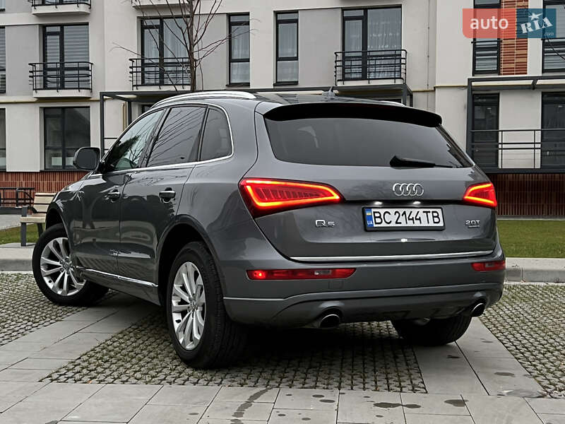 Внедорожник / Кроссовер Audi Q5 2015 в Самборе