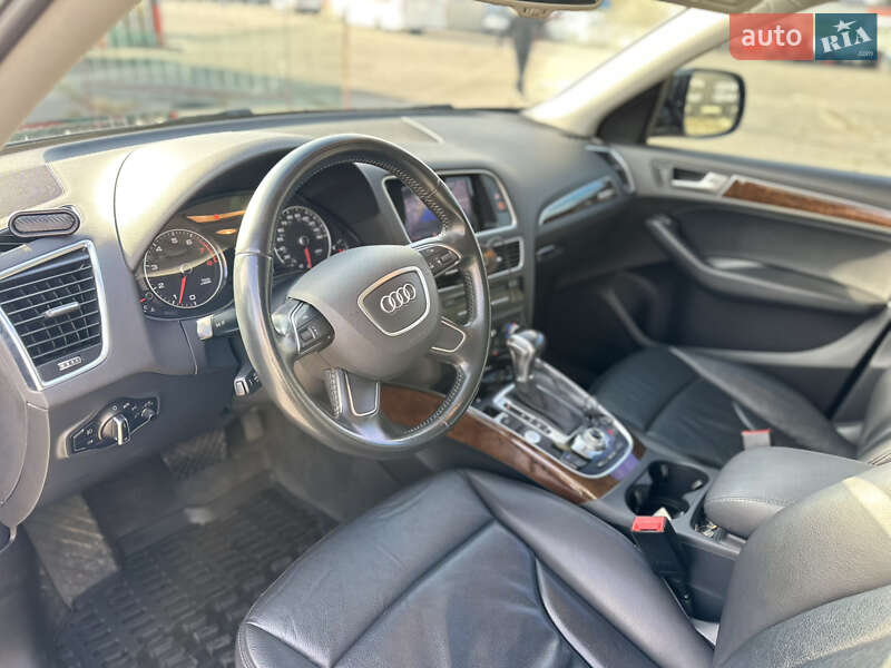 Внедорожник / Кроссовер Audi Q5 2015 в Харькове