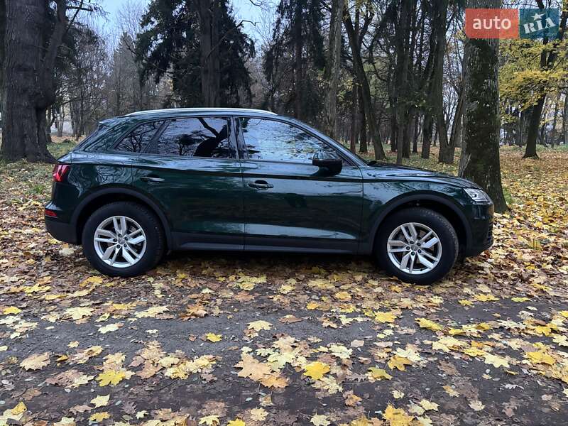 Внедорожник / Кроссовер Audi Q5 2019 в Львове фото 109 Внедорожник / Кроссовер Audi Q5 2019 в Львове