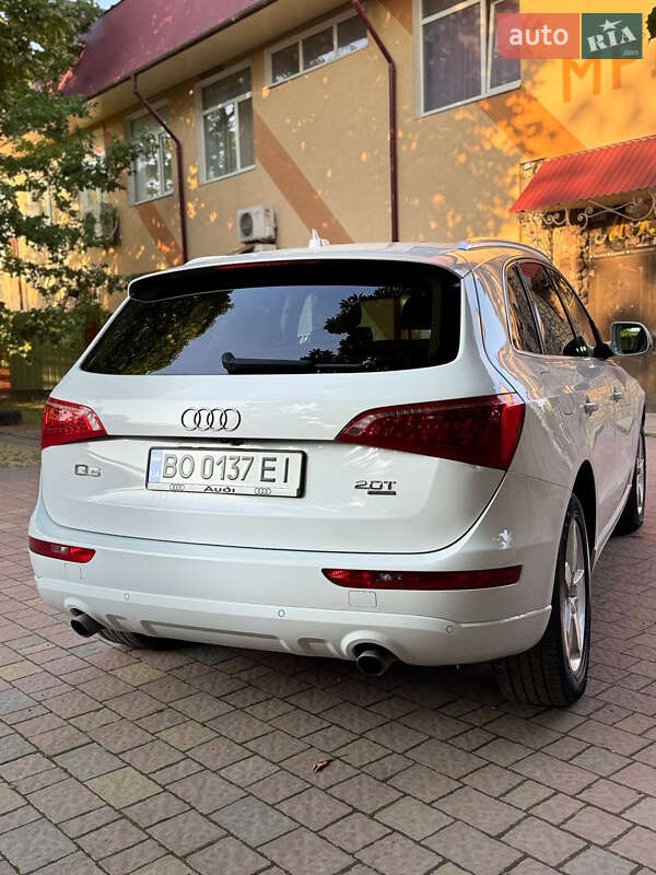 Внедорожник / Кроссовер Audi Q5 2012 в Тернополе