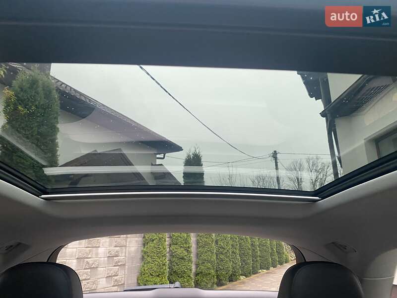 Позашляховик / Кросовер Audi Q5 2017 в Рівному