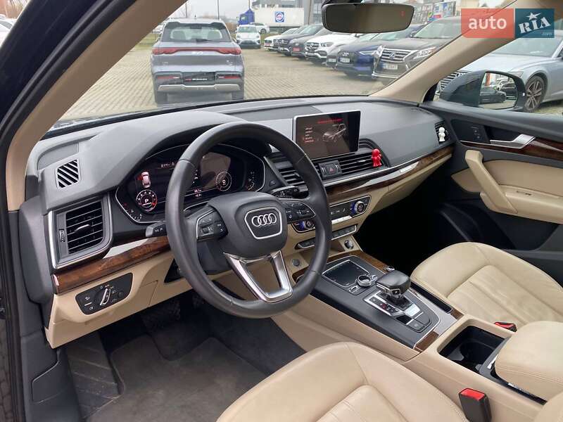Позашляховик / Кросовер Audi Q5 2017 в Львові фото 11 Позашляховик / Кросовер Audi Q5 2017 в Львові